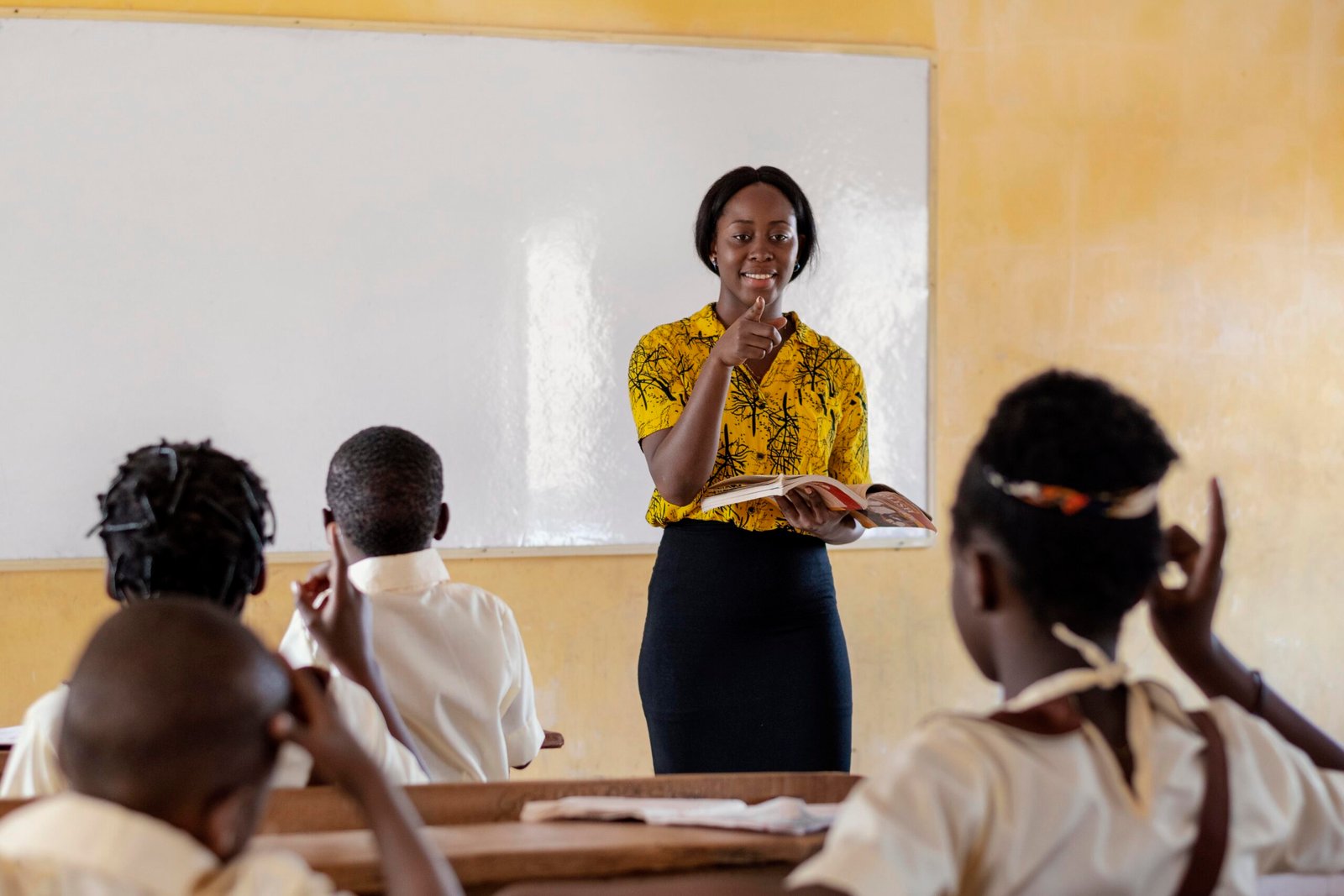 How Small Class Sizes Actually Improve Student Engagement and Growth